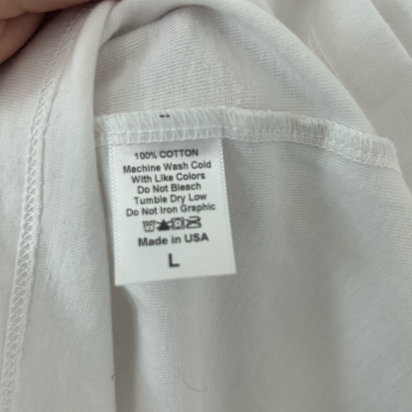 Every Mother Counts graphic T 
Citizens of Humanity L
NWT - Picture 7 of 11